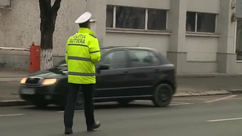 Politisti de la Serviciul Rutier, trimisi in judecata Imagine