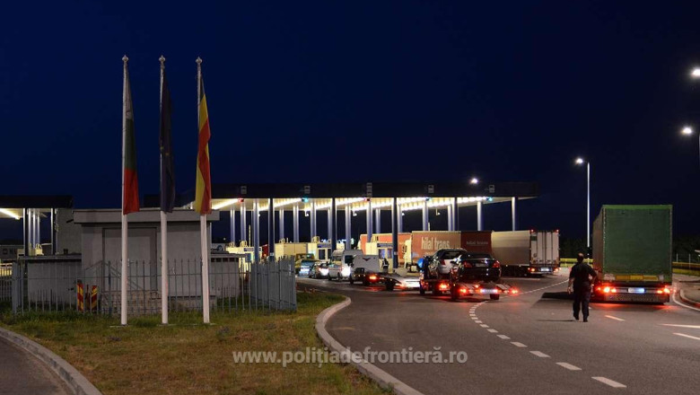 Politistii de frontiera au gasit un sirian ascuns in patul din cabina unui sofer de TIR turc Imagine