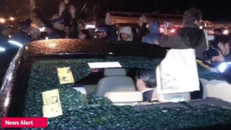 Politistii vor reface dosarul privind incidentul in care luneta masinii lui Daniel Barbu a fost sparta Imagine