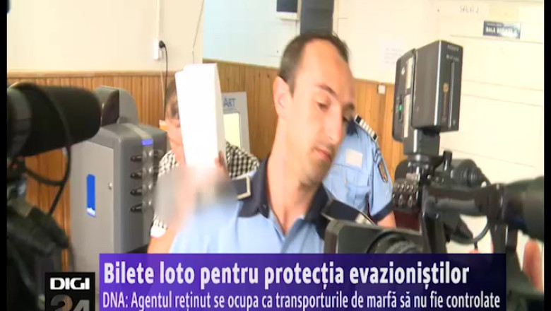 Politistul de frontiera acuzat de luare de mita cerea bilete loto pentru protectia evazionistilor Imagine