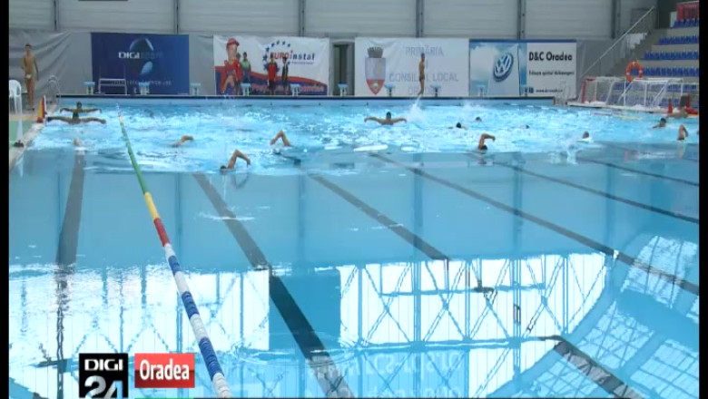 POLO: Antrenament de Liga Campionilor in bazinul olimpic din Oradea Imagine