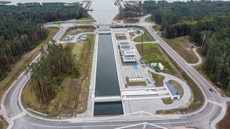 Polonia si-a construit un nou canal la Marea Baltica pentru a evita apele teritoriale rusesti Imagine