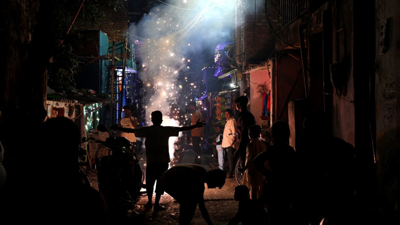 Poluare extrem de toxica la New Delhi. Capitala Indiei a devenit un oras irespirabil din cauza Festivalului Luminilor Imagine