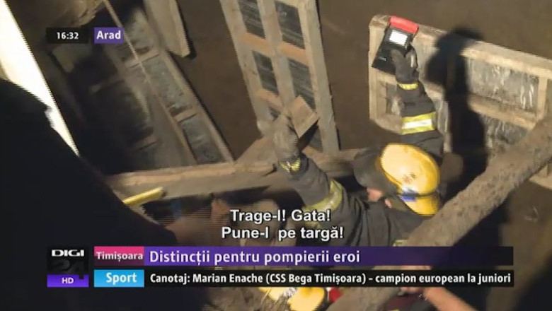 Pompieri eroi! Au salvat un om ingropat de viu Imagine