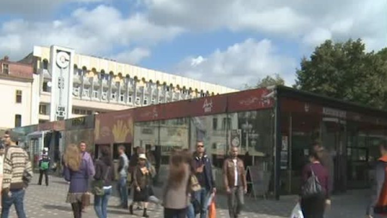 Popoviciu trage iar in Robu: un milion de euro platiti in plus pentru ”Acvariu” Imagine