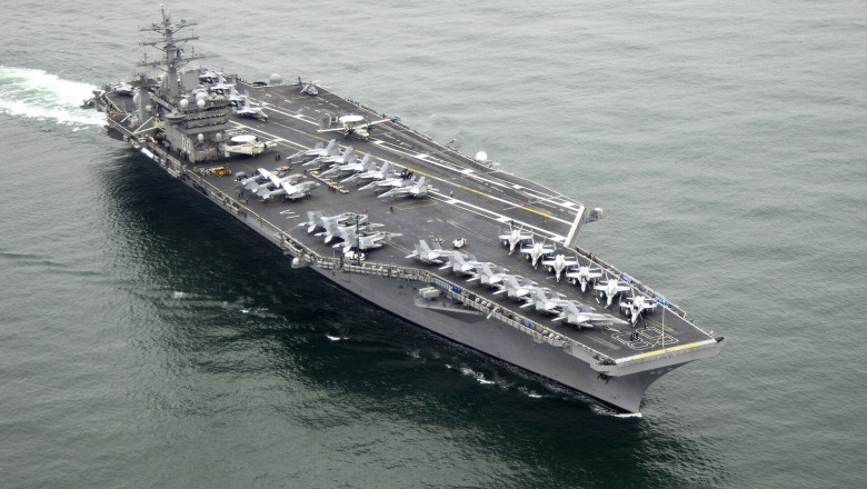 Portavionul american USS Nimitz si-a schimbat brusc traseul si a parasit Marea Chinei de Sud. Care este motivul Imagine
