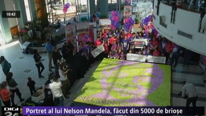 Portret al lui Nelson Mandela, facut din 5.000 de briose Imagine