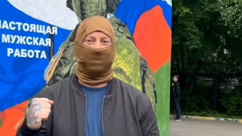 Povestea americanilor care s-au mutat in Rusia, pe timp de razboi, pentru „valorile traditionale”: „Imi castig locul aici” Imagine