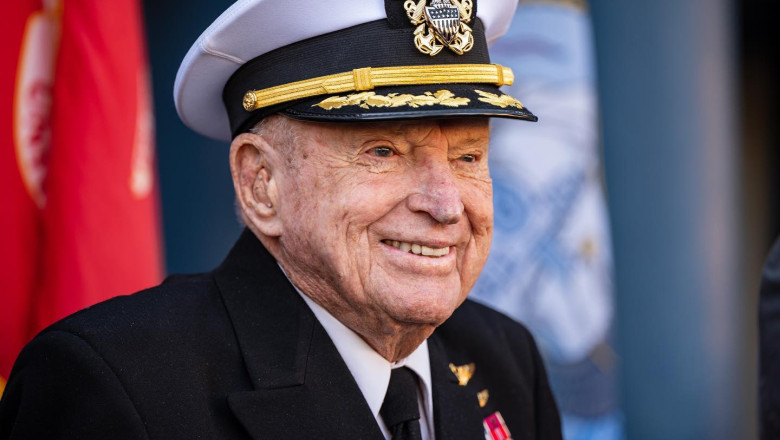 Povestea pilotului american care a doborat patru MiG-uri sovietice in 30 de minute si a pastrat secretul timp de 50 de ani (CNN) Imagine