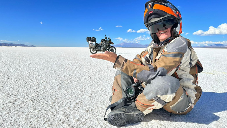 Povestea romanului care a ajuns, pe doua roti, la capatul lumii. "Timpul aici trece cu o viteza extraordinara!" Imagine