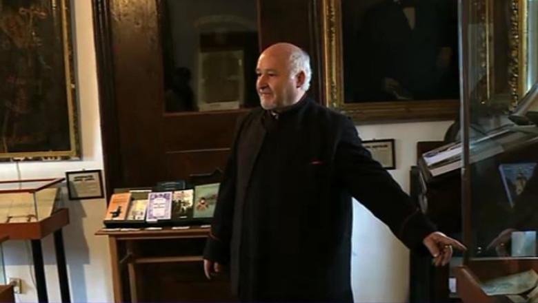 Povestile credintei. Comoara de la Muzeul Prima Scoala Romaneasca este in grija preotului Vasile Oltean de 45 de ani Imagine