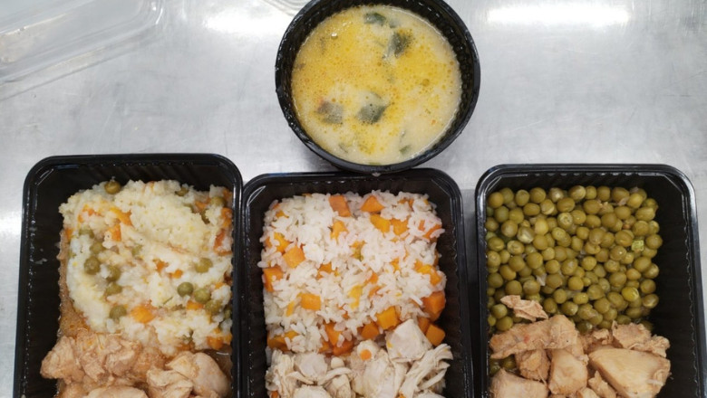 Pozele cu mancarea pacientilor au declansat un scandal intre Spitalul Satu Mare si ministrul Sanatatii. Rogobete trece la amenintari Imagine