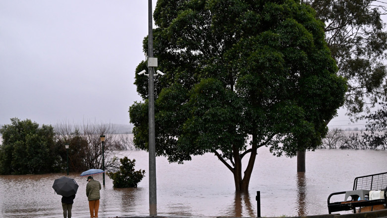 Prapad in Australia din cauza inundatiilor. Doi oameni au murit, iar mai multe localitati sunt izolate Imagine