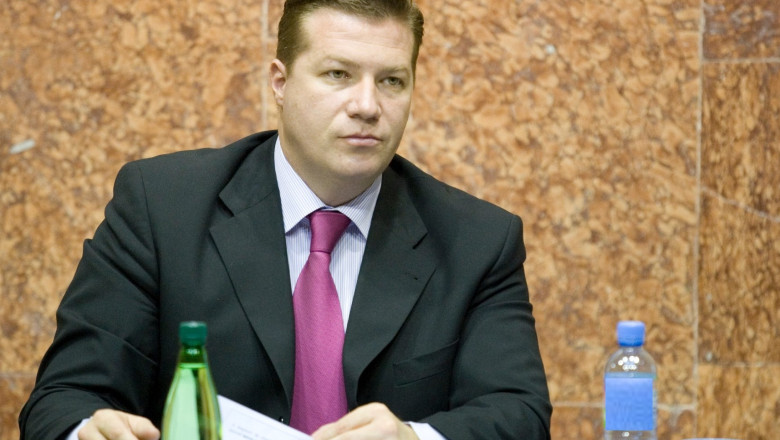 Prefectul Harghitei, inlocuit cu un membru UDMR, in timpul concediului. Adrian Jean Andrei atacase memorandumul privind autonomia tinutului Secuiesc Imagine