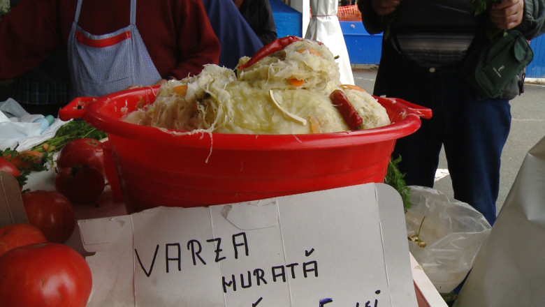 Pregatiri pentru sezonul de muraturi Imagine