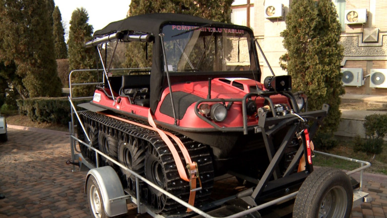 Pregatiti pentru interventii pe viscol. Sase judete din Moldova au primit cate o senilata Imagine