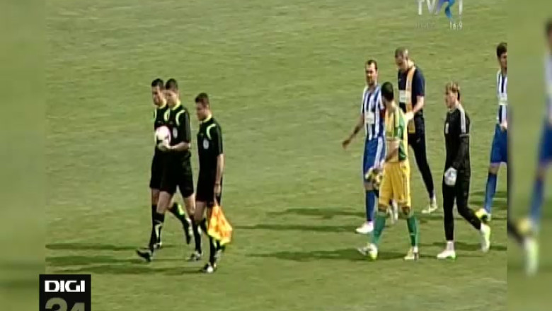 Pregatiti si nu prea de play-off. CS Universitatea - CS Mioveni, 2-0 Imagine