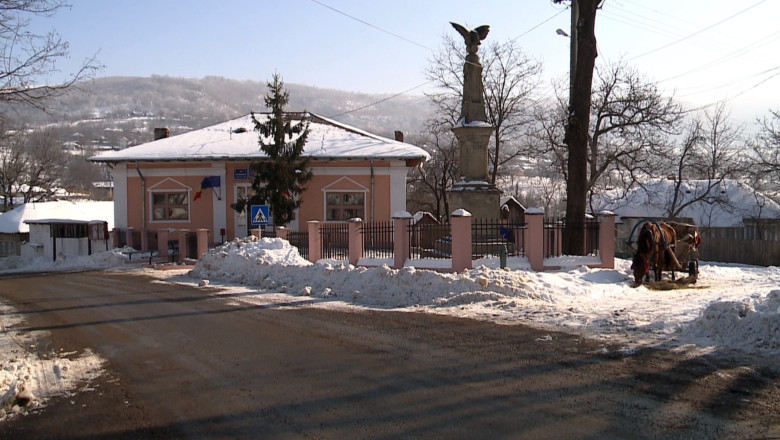 Prejudiciu urias descoperit intr-o comuna din Iasi de comisarii Curtii de Conturi Imagine