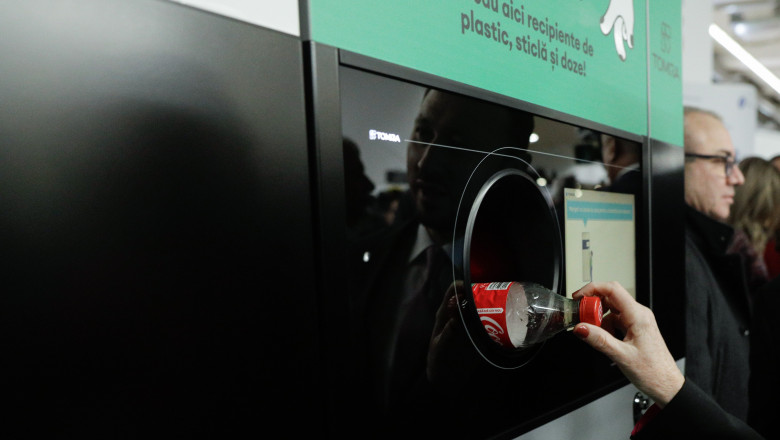 Prejudiu de 300.000 de lei la un lant de magazine, cu vouchere false de la sistemul de garantie–returnare pentru ambalaj Imagine