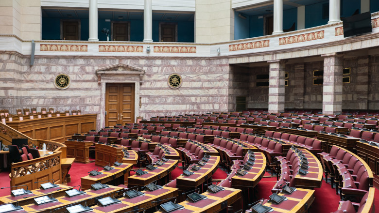 Premiera in Grecia: mandatele a trei parlamentari de extrema-dreapta, retrase prin hotarare judecatoreasca Imagine