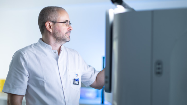 Premiera in Romania. MedLife aduce cea mai avansata tehnologie de secventiere si pregateste un program amplu de testare genetica Imagine