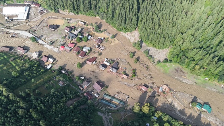 Premierul Ilie Bolojan da asigurari ca oamenii afectati de inundatiile din Neamt si Suceava vor primi sprijin financiar Imagine