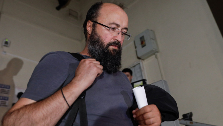 Preotul Visarion Alexa a fost condamnat definitiv pentru agresiune sexuala. Decizia Curtii de Apel Bucuresti Imagine