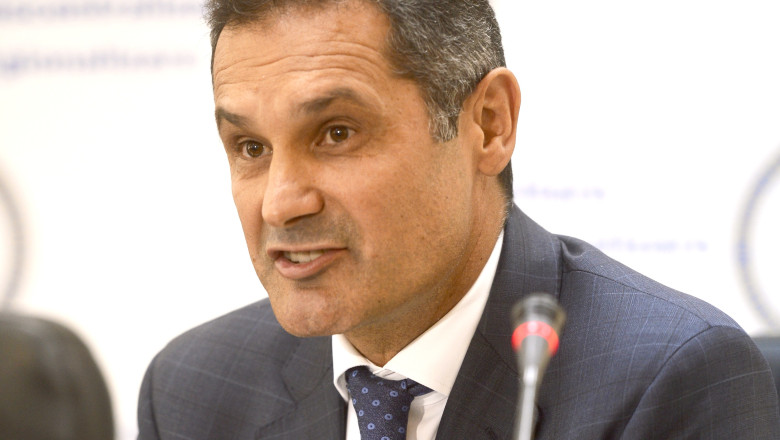 Presa: Intalnire controversata intre persoane suspectate de implicare in dosarul Microsoft. Reactia unuia dintre presupusii participanti Imagine