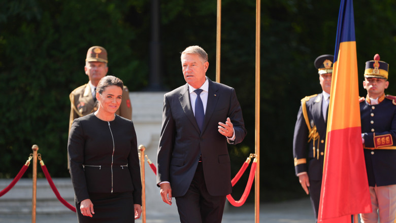 Presedinta Ungariei, vizita oficiala in Romania. Klaus Iohannis a primit-o pe Katalin Novak cu onoruri militare la Palatul Cotroceni Imagine