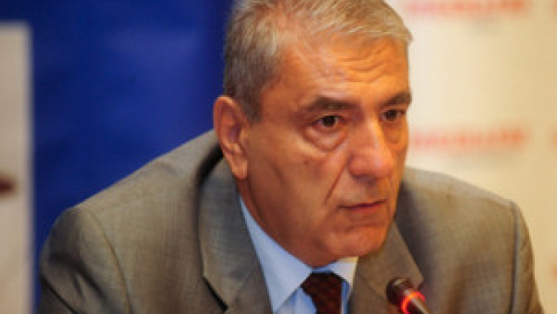 Presedintele AOAR, despre criza francilor: Guvernul are o singura solutie - platim noi toti pentru cei ce s-au imprumutat Imagine