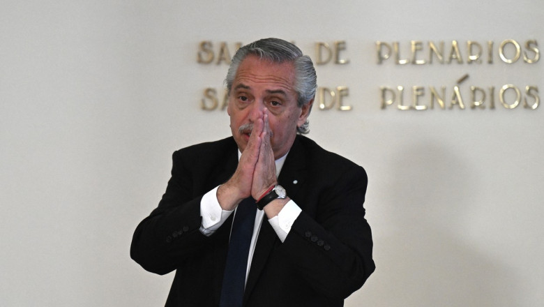 Presedintele Argentinei nu merge in Qatar pentru finala Cupei Mondiale si sugereaza ca motivul tine de o superstitie Imagine