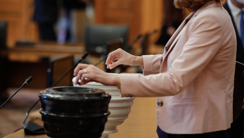 Presedintele Camerei Deputatilor in Romania. Cum este ales si care sunt atributiile pe care trebuie sa le indeplineasca Imagine