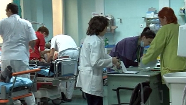 Presedintele CNAS: In spitale gasim toate medicamentele scumpe, dar nu gasim vata sau seringi Imagine