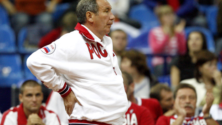 Presedintele Federatiei Ruse de Tenis, amendat si suspendat pentru insulte la adresa surorilor Williams Imagine