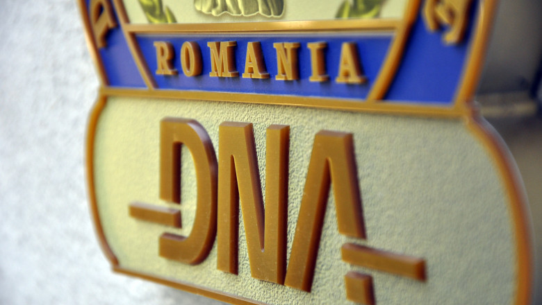 Presedintele Fundatiei pentru Tineret a Municipiului Bucuresti a fost trimis in judecata de DNA pentru abuz in serviciu Imagine
