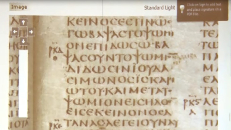 Prima Biblie catolica in limba romana Imagine