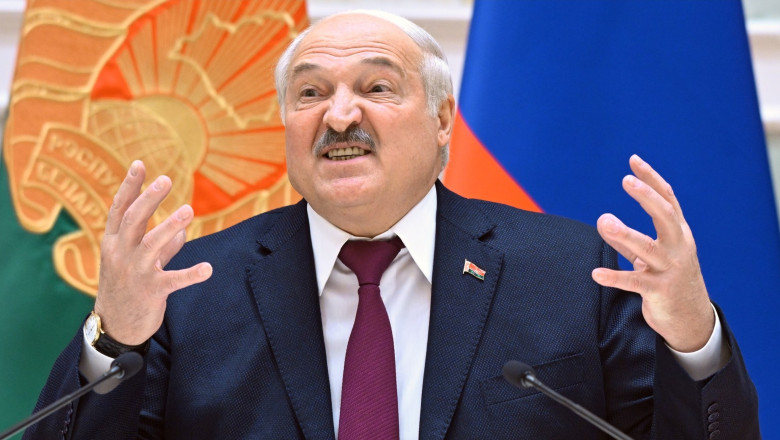 Prima declaratie a lui Lukasenko: Daca Rusia se prabuseste, vom muri cu totii. Am ordonat armatei sa fie pregatita de lupta Imagine