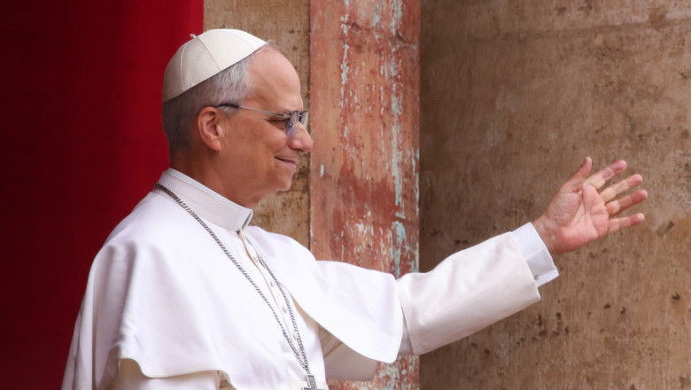 Prima intalnire cu presa a noului papa: „Sa dezarmam cuvintele si vom contribui la dezarmarea lumii. Spuneti nu razboiului” Imagine