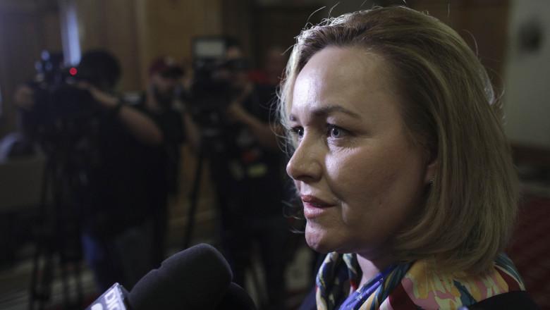 Prima reactie a lui Carmen Dan, dupa ce a aflat ca sora sa i-ar fi folosit numele pentru a insela oameni Imagine