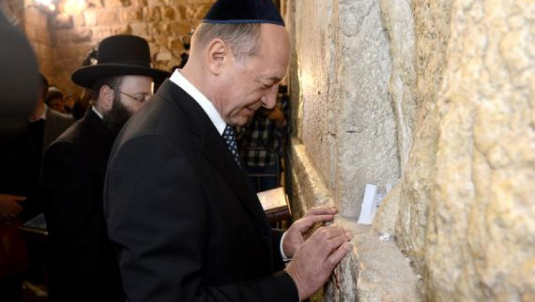 Prima reactie a lui Traian Basescu: Daca eu nu stiu decat ca a fost un accident, ce vreti sa va spun? Imagine