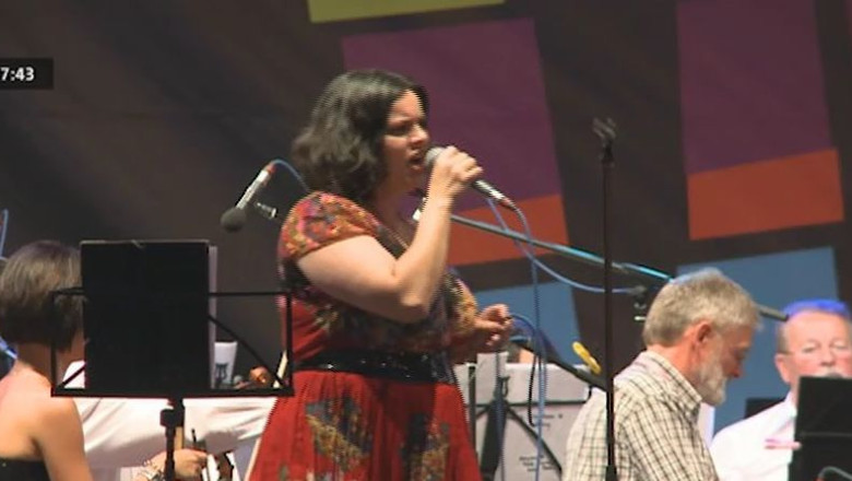 Prima seara de Jazz TM. Sute de oameni in Piata Victoriei din Timisoara Imagine