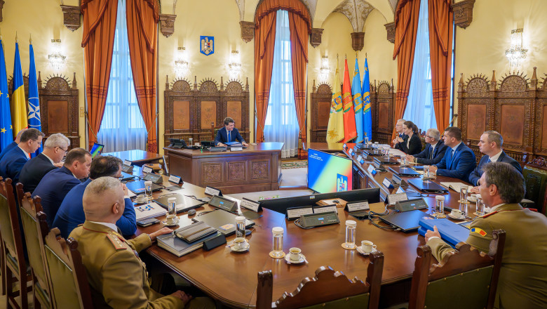 Prima sedinta CSAT convocata de Nicusor Dan are loc azi. Evaziunea fiscala, dezastrul de la Praid, razboiul din Ucraina, pe agenda Imagine