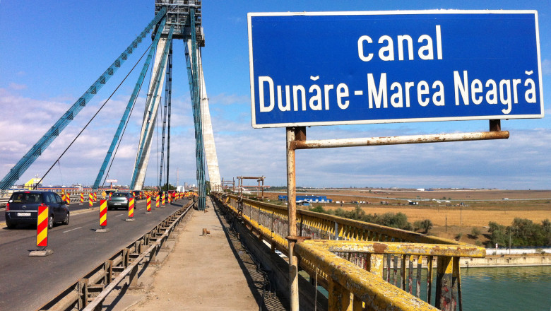 Prima zi de trafic restrictionat pe podul Agigea: soferi nervosi si pietoni obositi Imagine