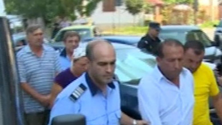 Primar retinut pentru abuz in serviciu Imagine