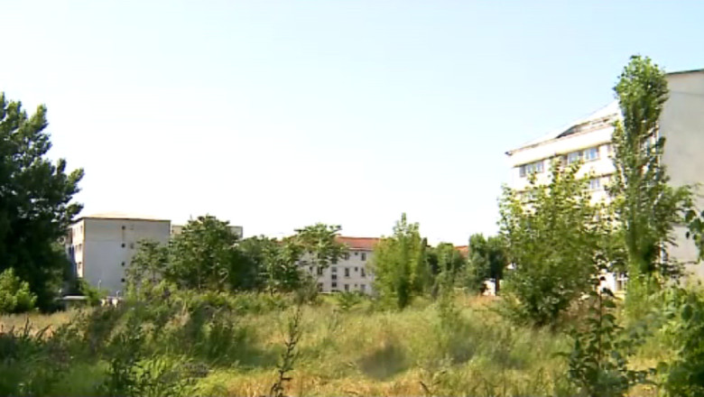 Primaria Barlad vrea sa vanda o parte din terenul spitalului unei firma care va construi supermarket Imagine