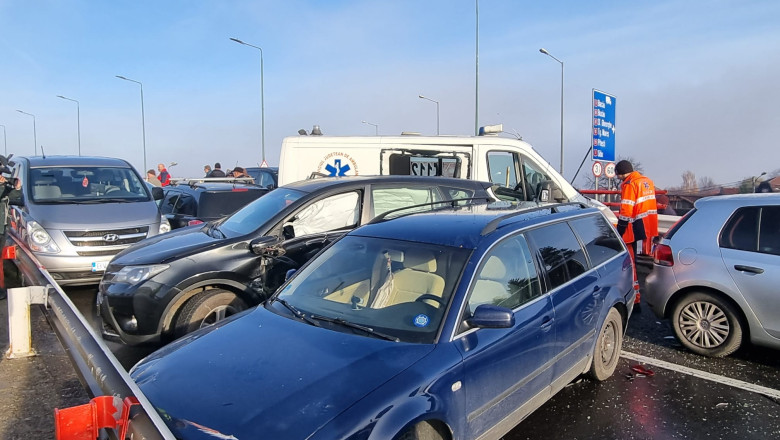 Primaria Brasov, amendata de politisti cu 3.045 de lei pentru carambolul cu 17 autoturisme Imagine