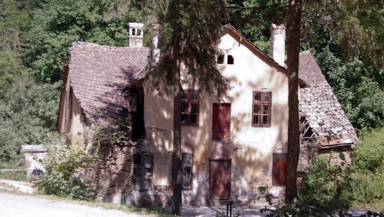 Primaria Brasov vrea sa cumpere Hanul de la Pietrele lui Solomon, cladire emblematica a orasului, si sa-l reconstruiasca Imagine