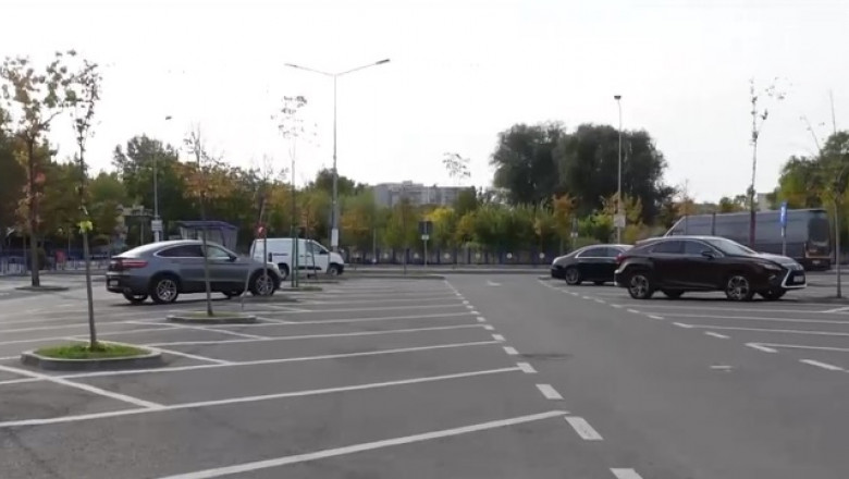 Primaria Bucuresti anunta "revolutia in parcare". Vor fi instalate 300 de parcometre, jumatate dintre taxatori vor fi dati afara Imagine