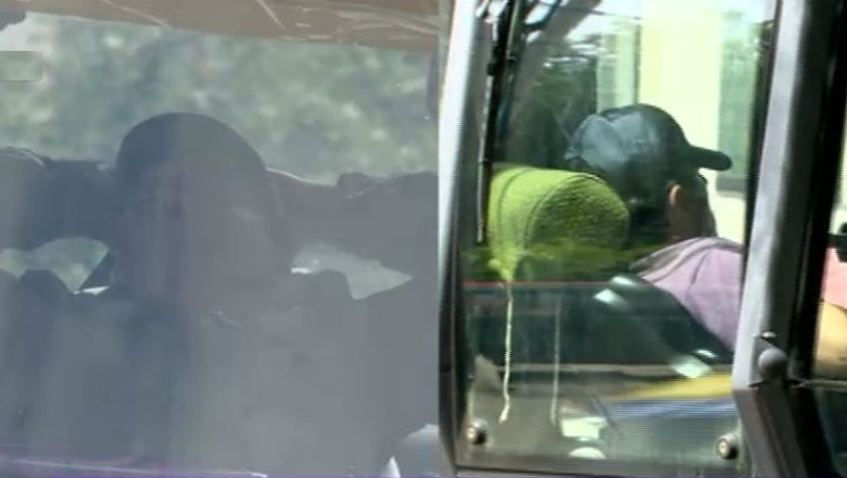 Primaria Capitalei vrea ca bucurestenii sa reclame muncitorii lenesi Imagine