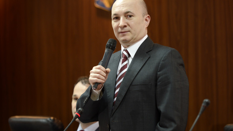 Primaria il despagubeste pe Codrin Stefanescu cu 10 de milioane de lei pentru 1,5 ha de teren. Pretul in zona e de maxim 90 de euro metrul patrat Imagine